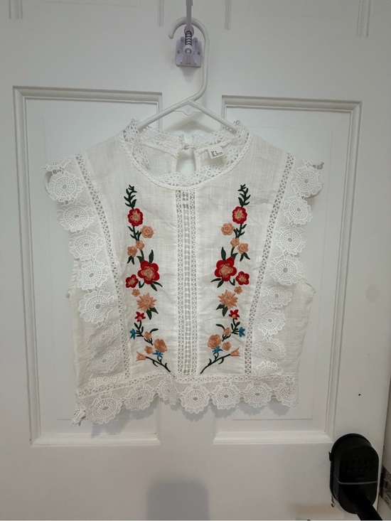 Source Unknown Tops - Women's Blouse - Size Small / XSmall